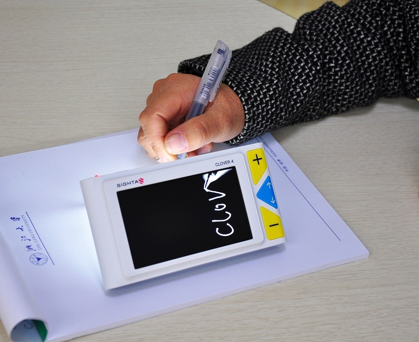 商品写真 クローバー4　専用ハンドルセット 【非課税品】