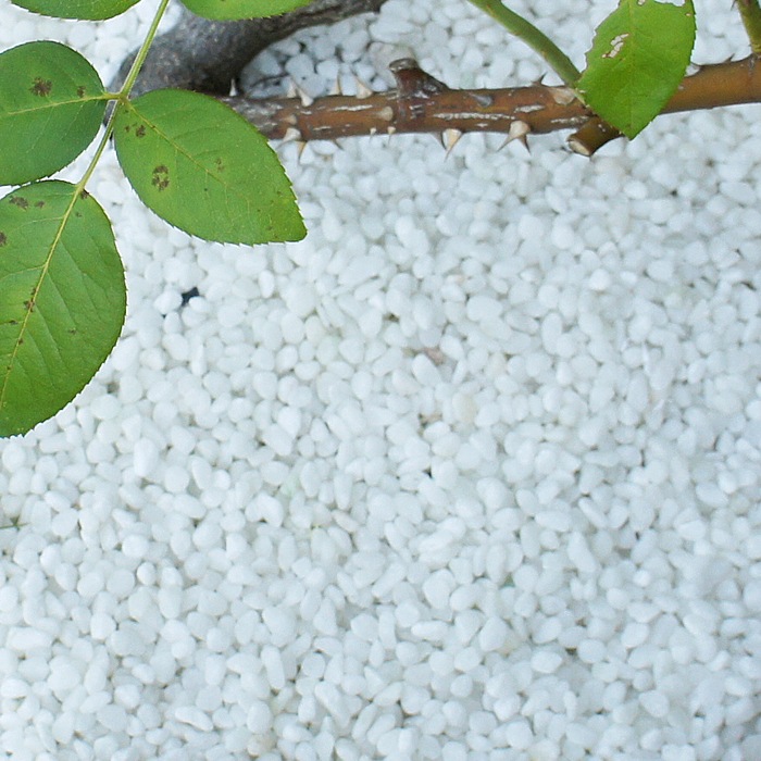 ［9mm］アイスパール 三分砂利 洗い出し用 ホワイト 20kg