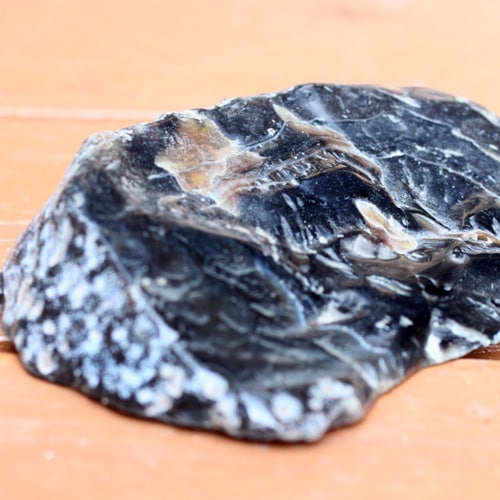【とも】クリスタルクォーツ　ブラックオニキス　15cm 模様入りブラックオニキスの原石 〔4644〕：原石（天然石
