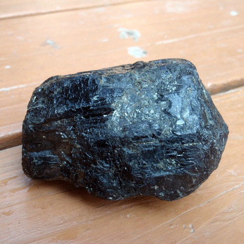 ブラック トルマリン　原石 1個売り ブラックトルマリン 電気石 結晶 原石 重さ 120g-140g