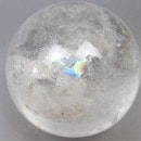 天然水晶玉　56.5mm　 虹入り　〔5278〕|内包物入り|天然水晶玉 〜 極上水晶丸玉を超破格値で大放出！〜
