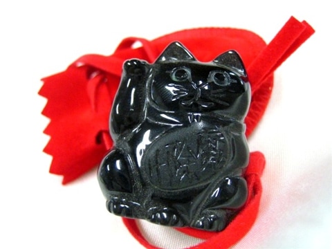 大理石　特別な力を持つ青い猫　縁起物　憑き物　呪物 堤人形 つつみのおひなっこや- 鯛黒猫（大） 和のインテリア 土