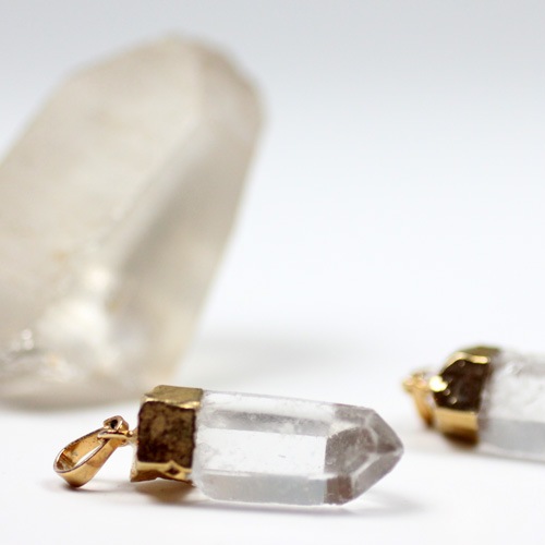 天然水晶六角柱ペンダント 〔4799〕：ネックレス ペンダント