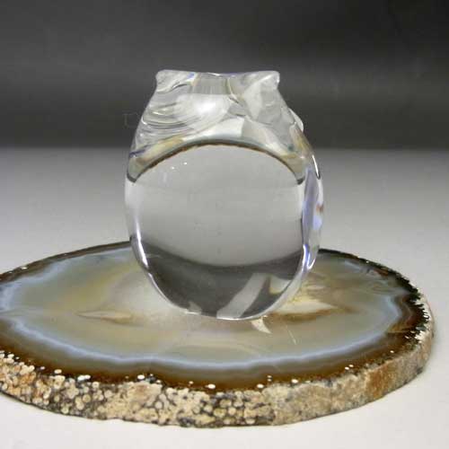 ふくろうの彫刻 最高級天然水晶 〔5290〕：開運商品