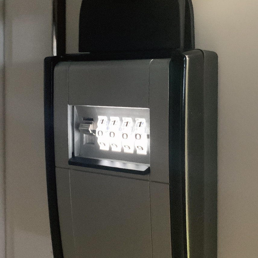 �Ž��� LED �����ܥå��� ��С��ϥ�ɥ��ȴ���ʤ� ����ͭ ����Ǽ�ܥå��� ���� ������뼰 4�� �ž��ֹ楫�С� �ߤ겼���� ������Ǽ �������Ϥ� ������� ����ʪ�� �⸫ �������� ABUS �����ɤȥ������¤���Ȣ