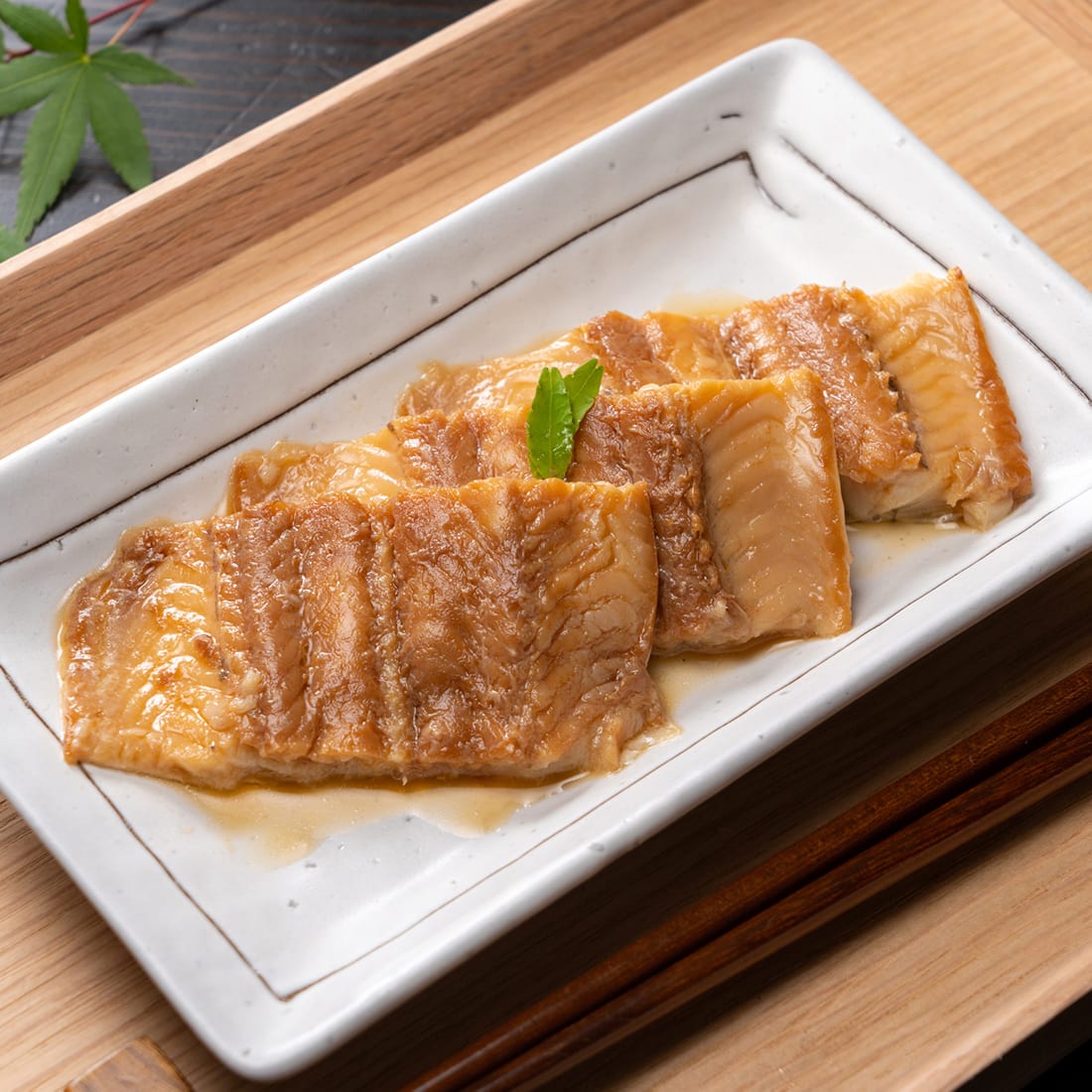 穴子のページをアップデートしました。 秘伝のタレで焼き上げ香ばしく絶品です。 お中元や夏のギフト、食卓にて是非ご賞味ください。 #船曳商店 #焼き穴子  #穴子 #あなご #夏のギフト #お中元 #サムライオイスター #兵庫県 #赤穂市 #ふるさと納税 #手土産