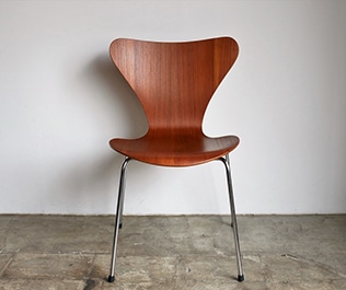 No.3107 Seven Chiar teak by Arne Jacobsen