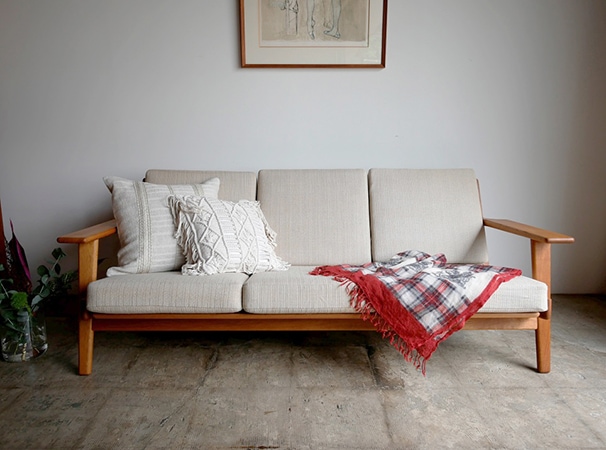 GE290 3seater sofa by Hans J.Wegner