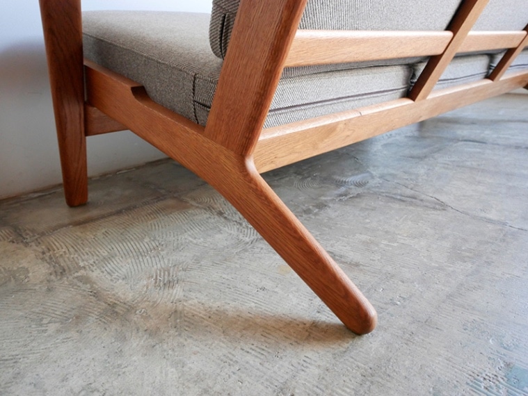 GE290 3Seater sofa by Hans J.Wegner