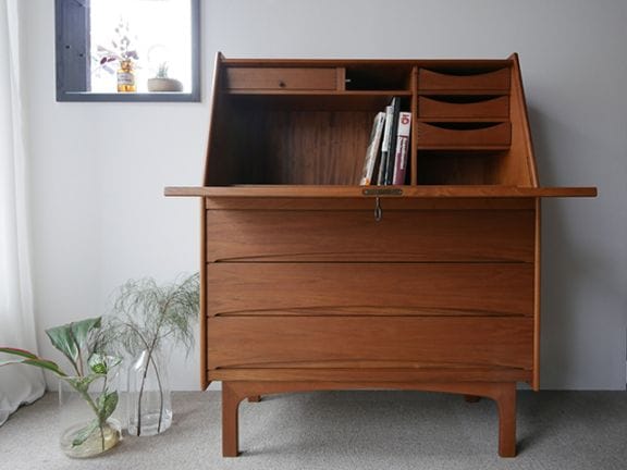 Writing Bureau by Bernhard Pedersen & Son �ڤ��䤤��碌��