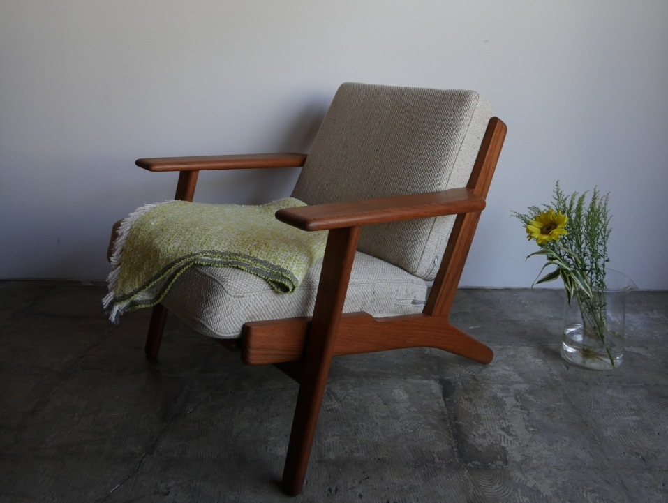 GE290 Easy chair teak by Hans J.Wegner