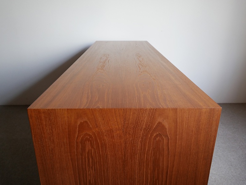 Sideboard by Hans J.Wegner