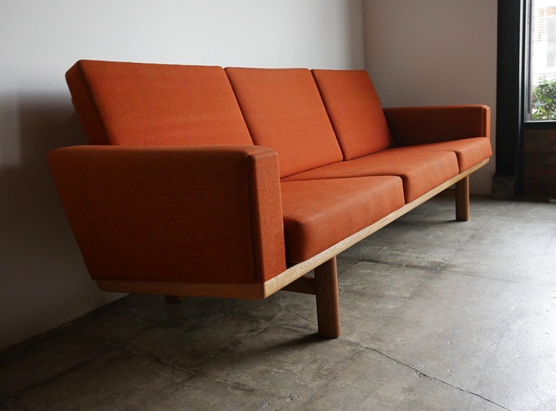 GE236 3Seater sofa by Han J.Wegner