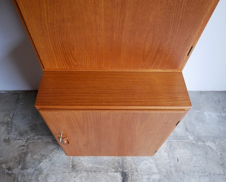 Cabinet 1 by Borge Mogensen