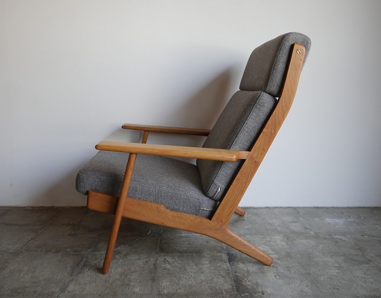 GE290A High Back Chair by Hans J.Wegner