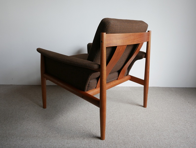 Great Dane chair by Grete Jalk 