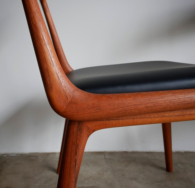 Boomerang Chairs by E.Christensen