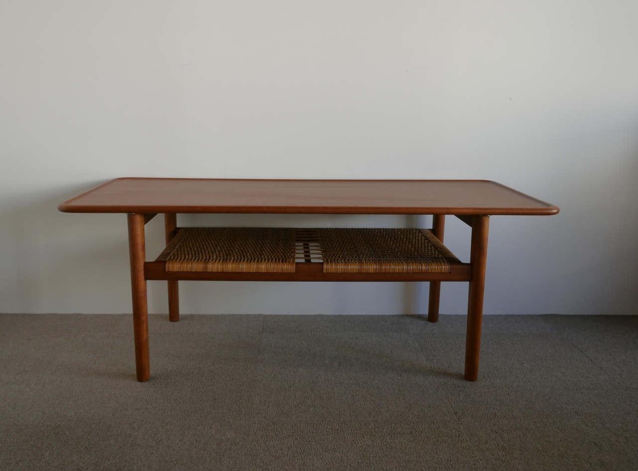 AT-10 Center table by Hans J.Wegner ڤ䤤碌