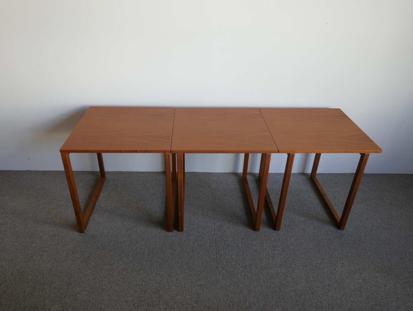 NO.33 Nest of cube tables by Kai Kristiansen�ڤ��䤤��碌��