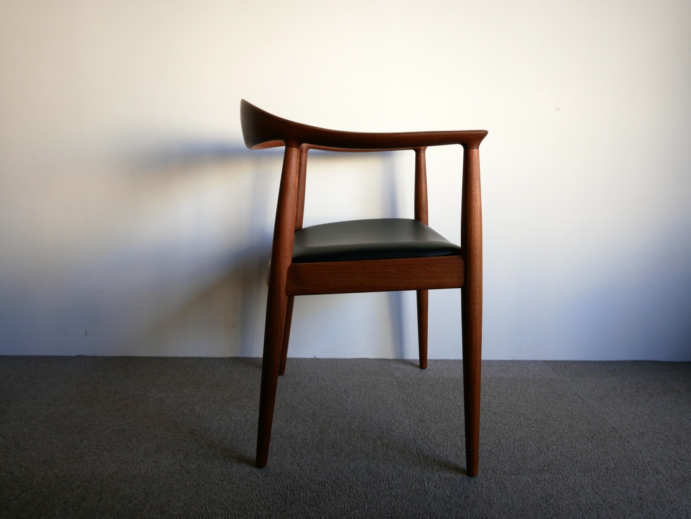 JH503 The Chair by Hans J.Wegner 