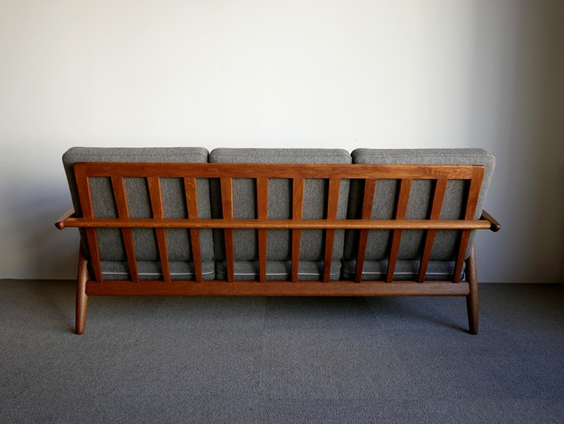 GE240 3seater by Hans J.Wegner�ڤ��䤤��碌��
