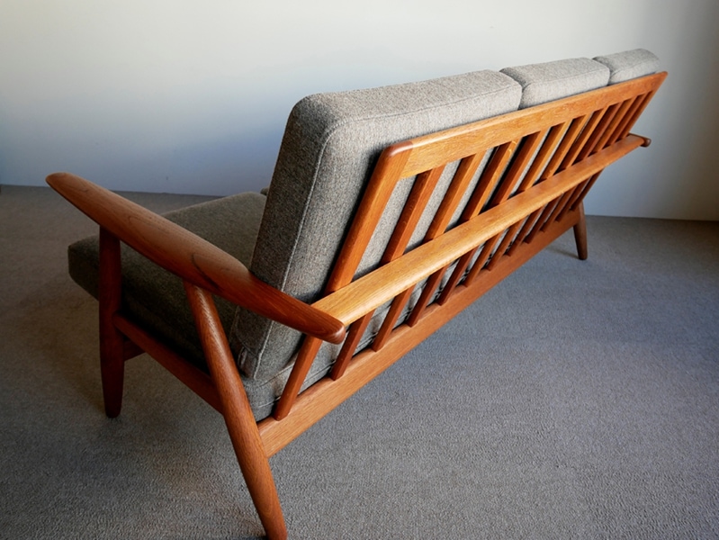 GE240 3seater by Hans J.Wegner�ڤ��䤤��碌��