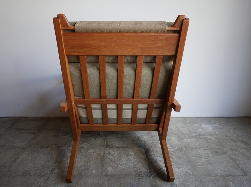 GE375 Arm chair by Hans J.Wegner