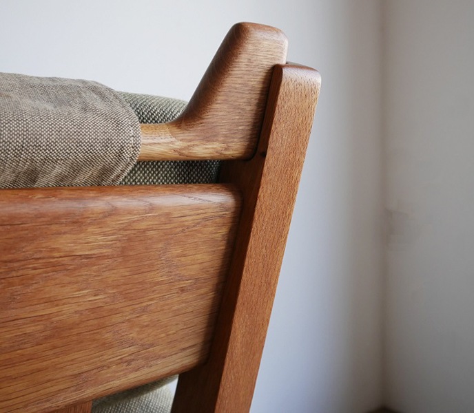 GE375 Arm chair by Hans J.Wegner