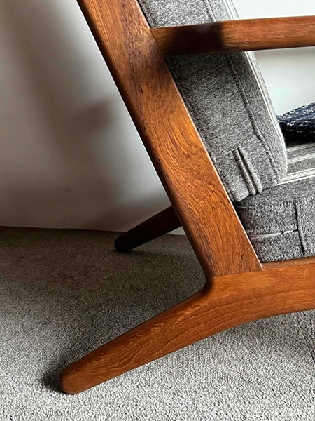 GE290A High Back Chair by Hans J.Wegner