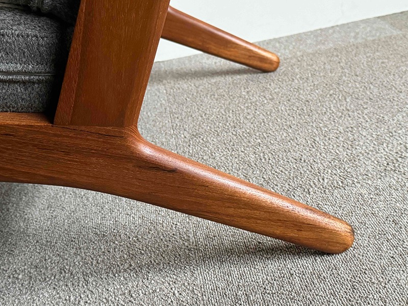 GE290A High Back Chair by Hans J.Wegner