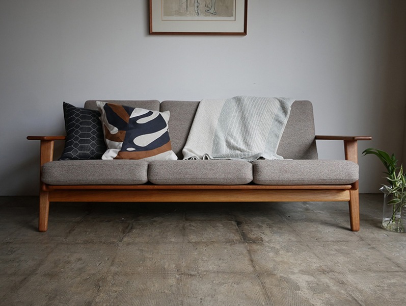 GE290 3Seater sofa by Hans J.Wegner