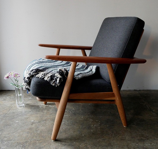 GE240 Easy Chair by Hans J.Wegner