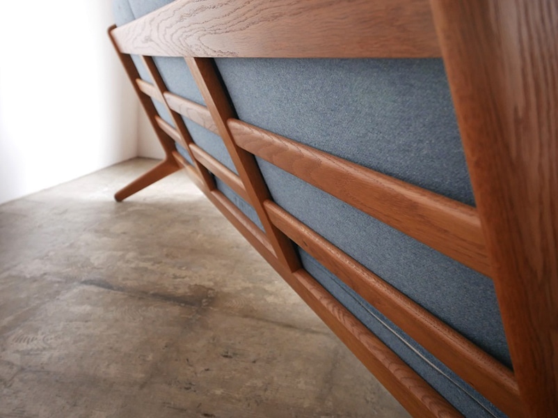 GE290 3seater sofa by Hans J.Wegner