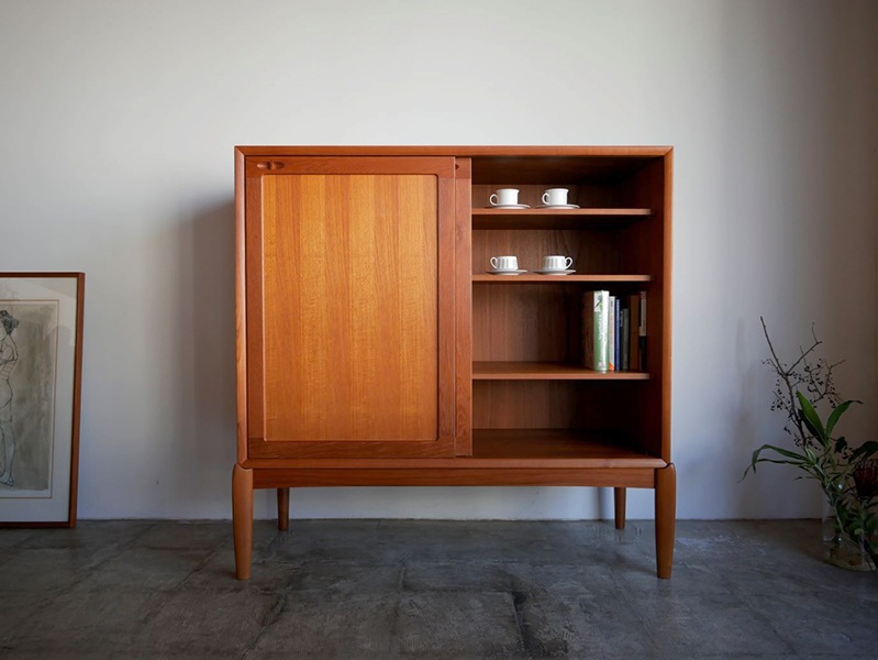 High board by H.W Klein