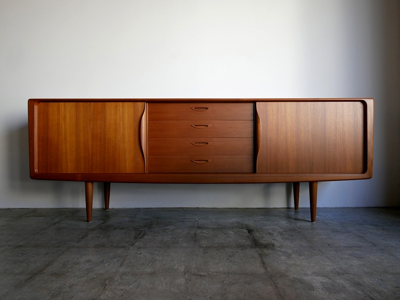 Sideboard by H.W Klein�ڤ��䤤��碌��