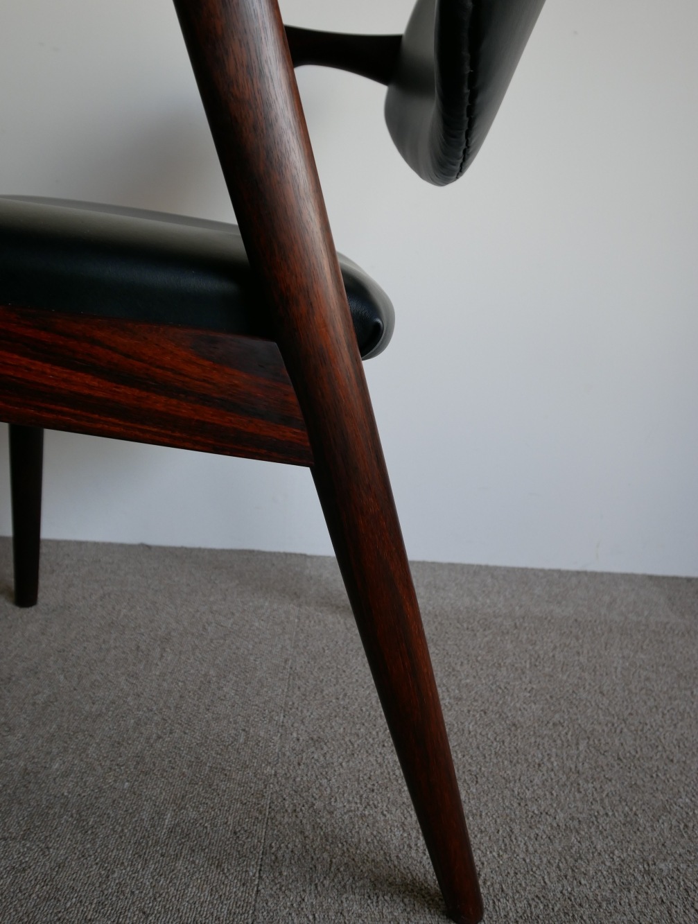 NO.42 Chiars set rosewood by Kai Kristiansen �ڤ��䤤��碌��