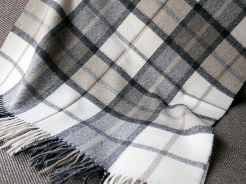 Bronte Wool Blanket/Shwal Ivory multi