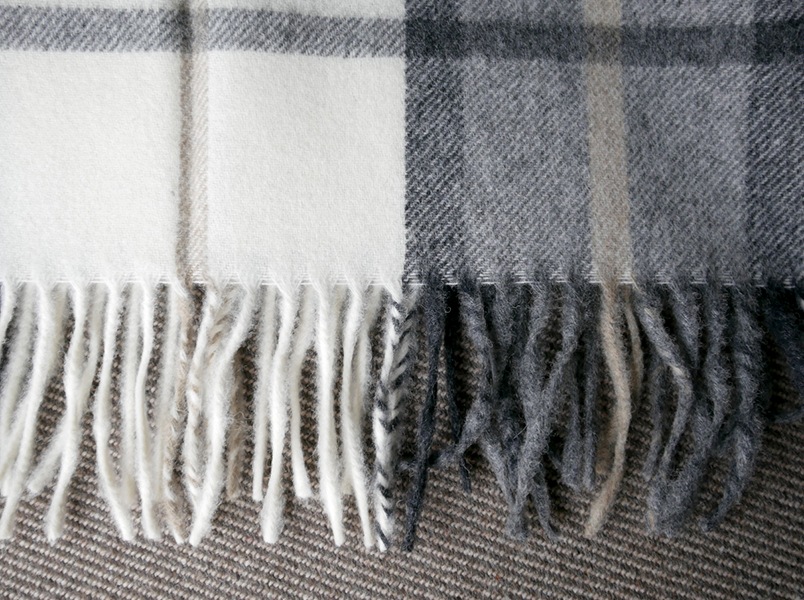 Bronte Wool Blanket/Shwal Ivory multi