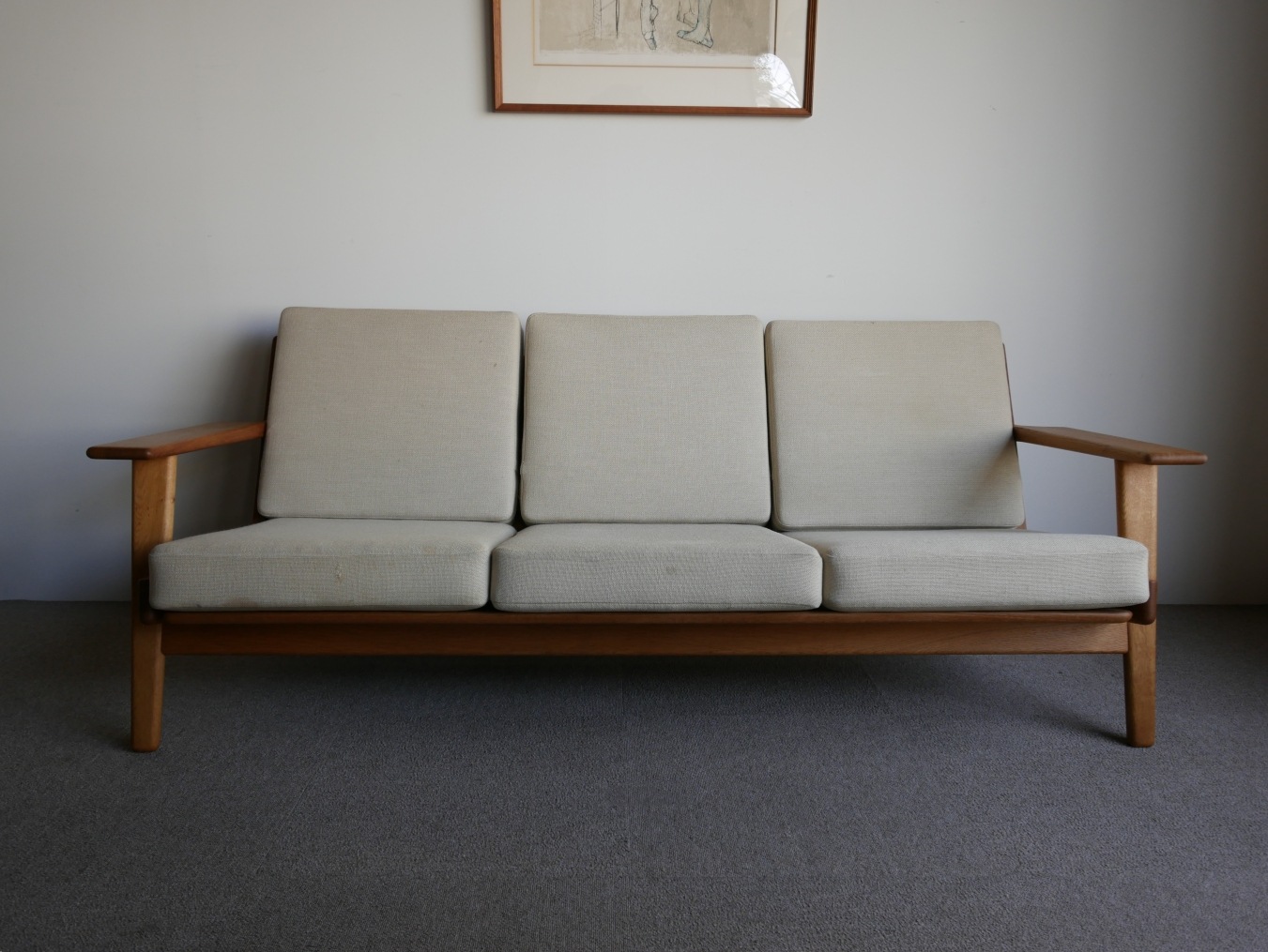 G290 3Seater sofa by Hans J.Wegner