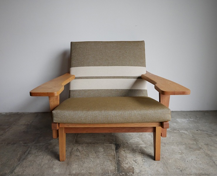 GE370 Easy Chair by Hans.J Wegner