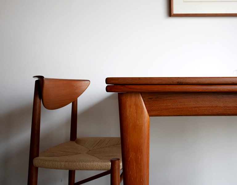 J.L Moller Dining table