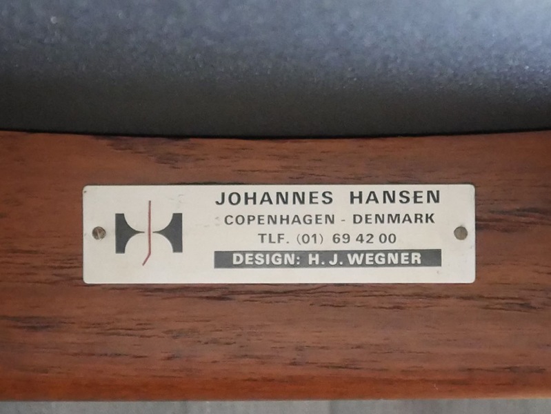 JH-513 Arm Chair by Hans J.Wegner