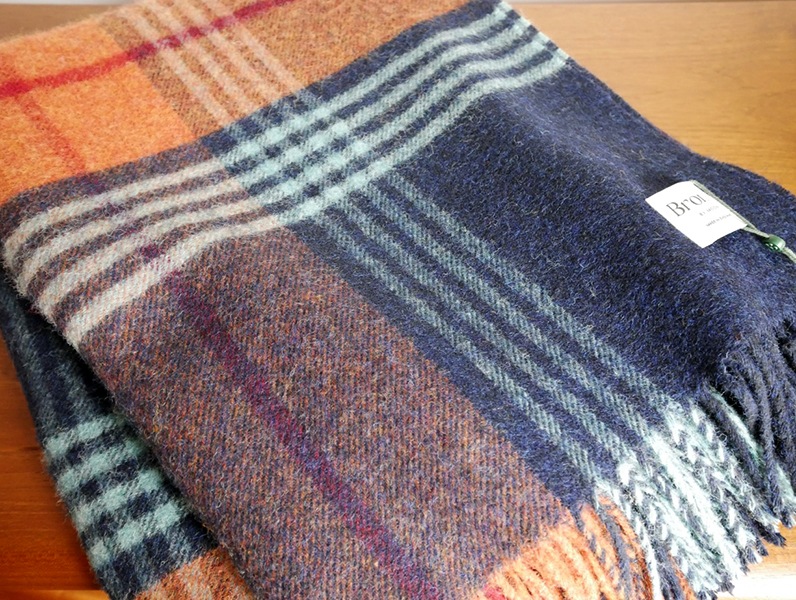Bronte Wool Throw Navy check