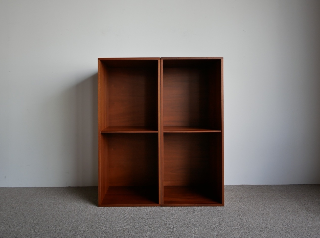 Book Shelf by Christian Hvidt �ڤ��䤤��碌��