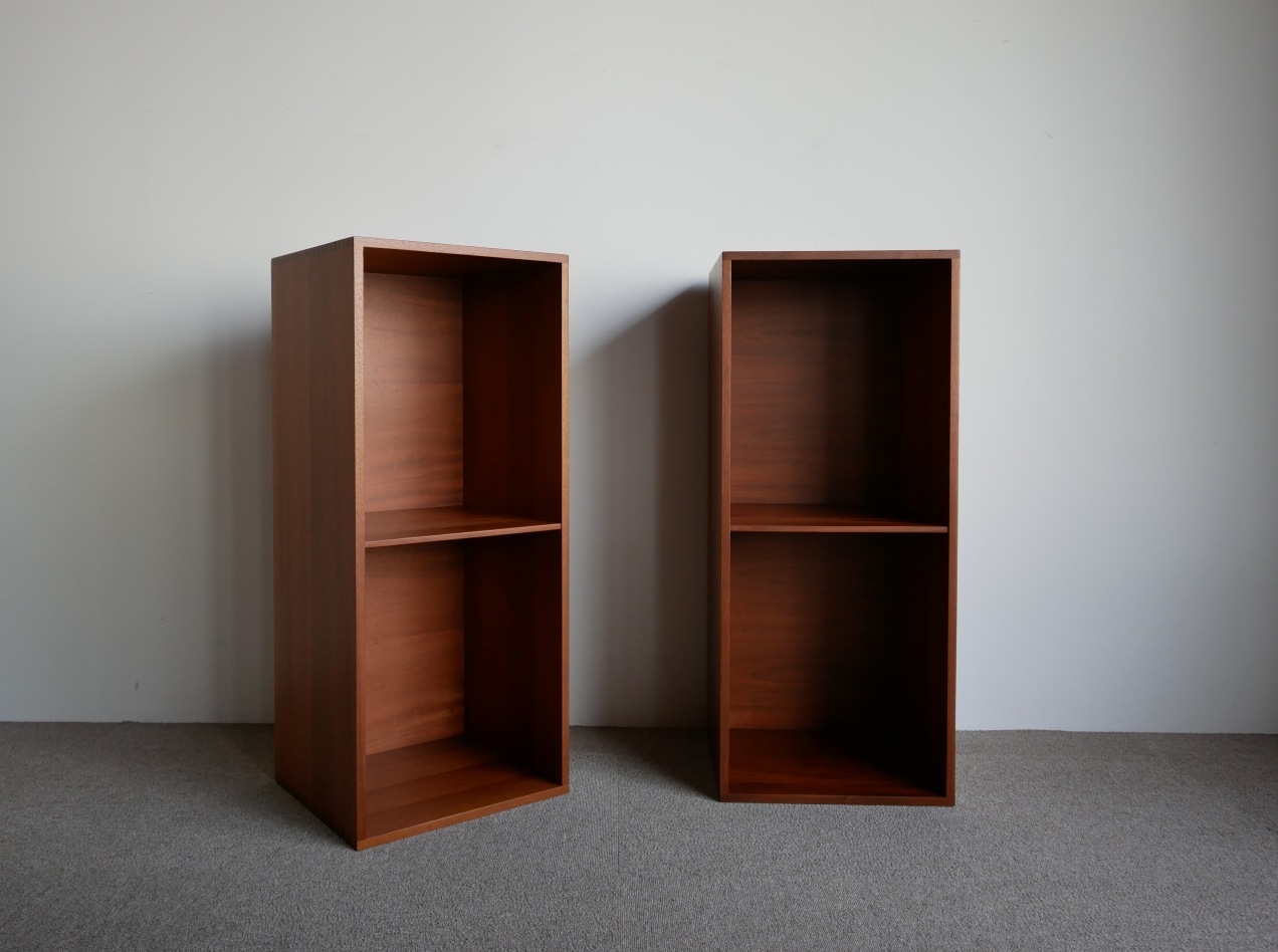 Book Shelf by Christian Hvidt �ڤ��䤤��碌��