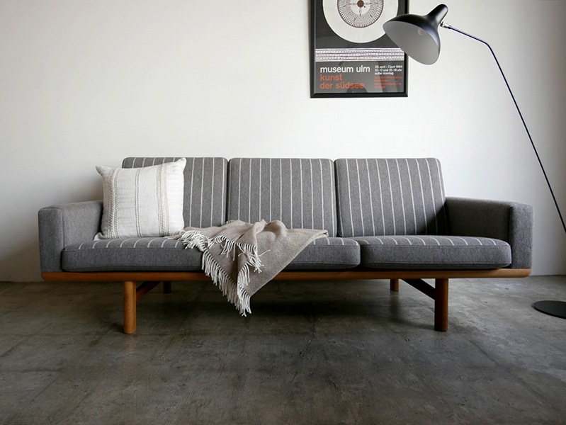GE236 3Seater sofa by Hans J.Wegner