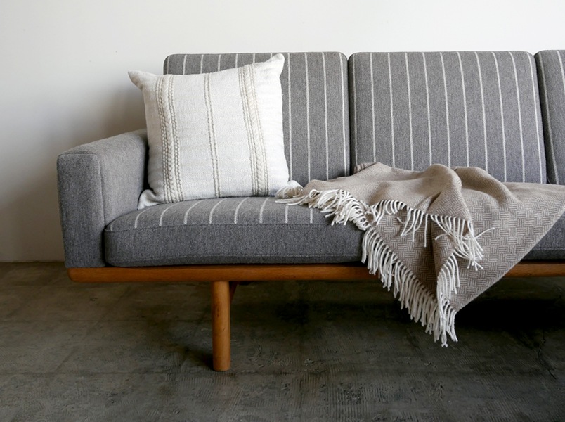 GE236 3Seater sofa by Hans J.Wegner