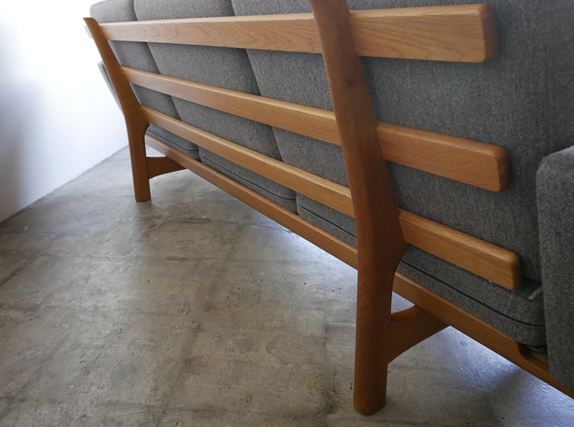 GE236 3Seater sofa by Hans J.Wegner