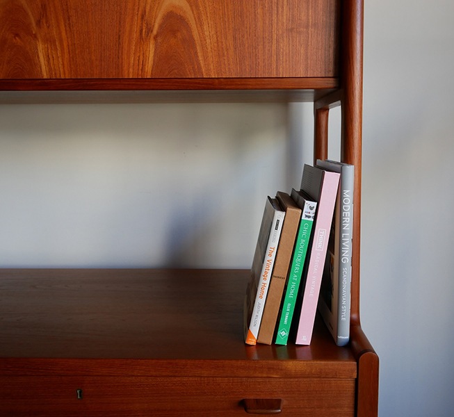 RY20 Cabinet by Hans J .Wegner