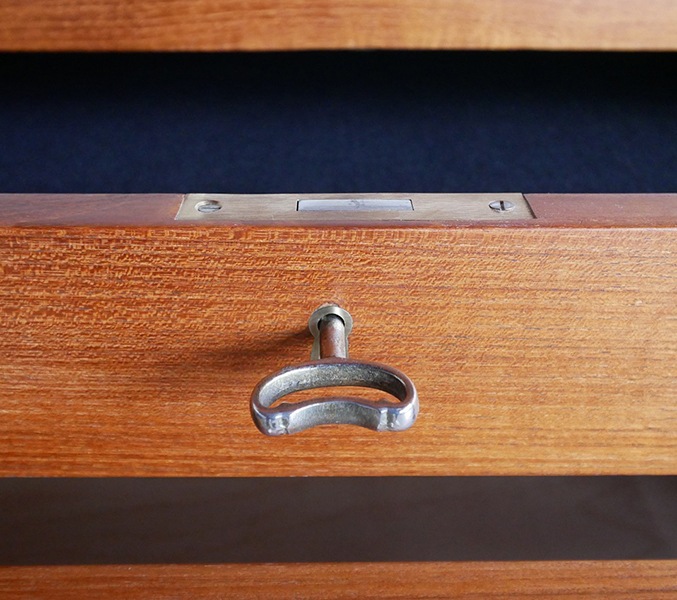 RY20 Cabinet by Hans J .Wegner